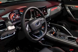 Nội thất Geely Coolray Flagship 2025 màu đỏ tại Geely Nha Trang